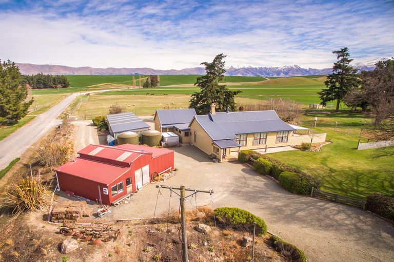 Photo of property in 555 Geraldine-fairlie Highway, Fairlie, 7987