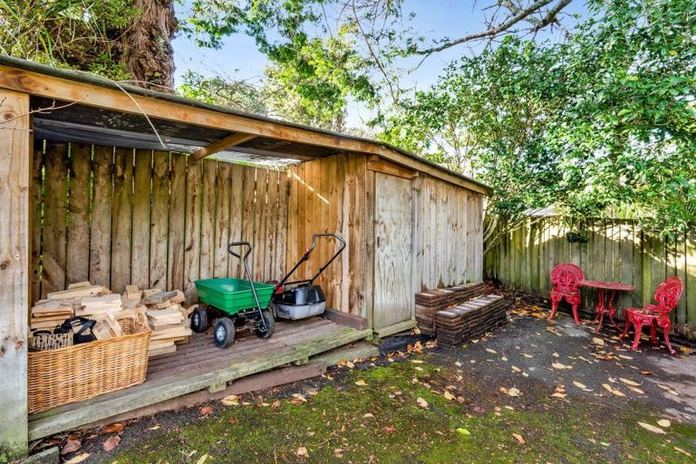 Photo of property in 23 Doralto Road, Frankleigh Park, New Plymouth, 4310