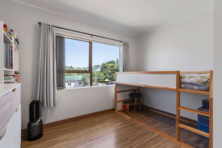 Photo of property in 5/762 Beach Road, Browns Bay, Auckland, 0630