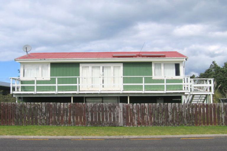 Photo of property in 611 Beach Road, Whangamata, 3620