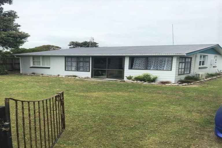 Photo of property in 422 Pukehina Parade, Pukehina, Te Puke, 3189