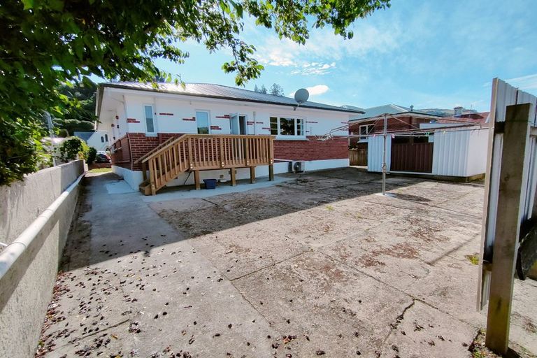 Photo of property in 90 North Road, North East Valley, Dunedin, 9010