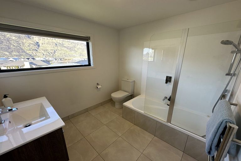 Photo of property in 19 Oxfordshire Avenue, Lower Shotover, Queenstown, 9304