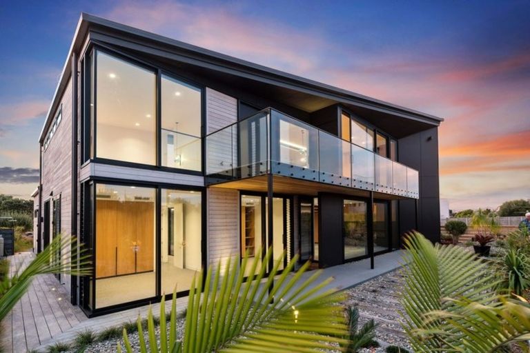 Photo of property in 47 Kokopu Street, Omaha, 0986