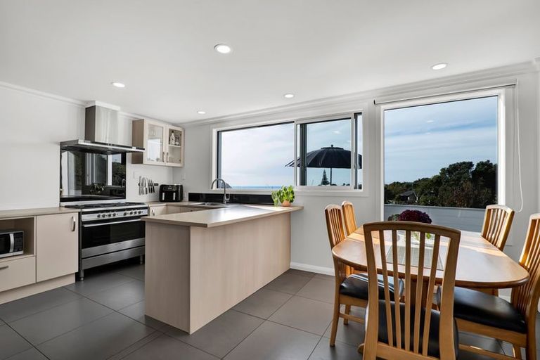 Photo of property in 1a Squire Place, Blagdon, New Plymouth, 4310