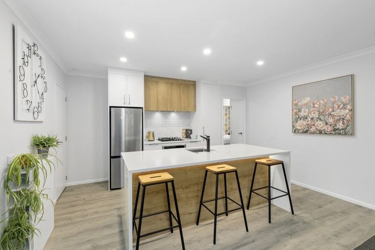 Photo of property in 31a Forest Road, Pinehaven, Upper Hutt, 5019