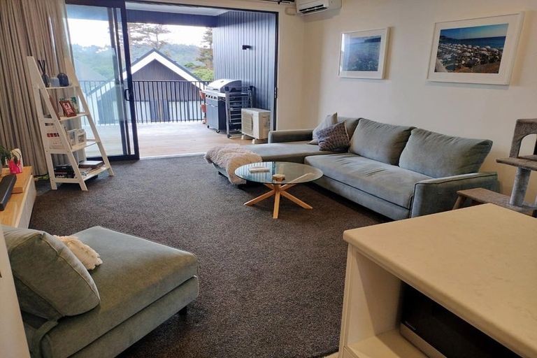 Photo of property in 90 Rangihina Road, Hobsonville, Auckland, 0616