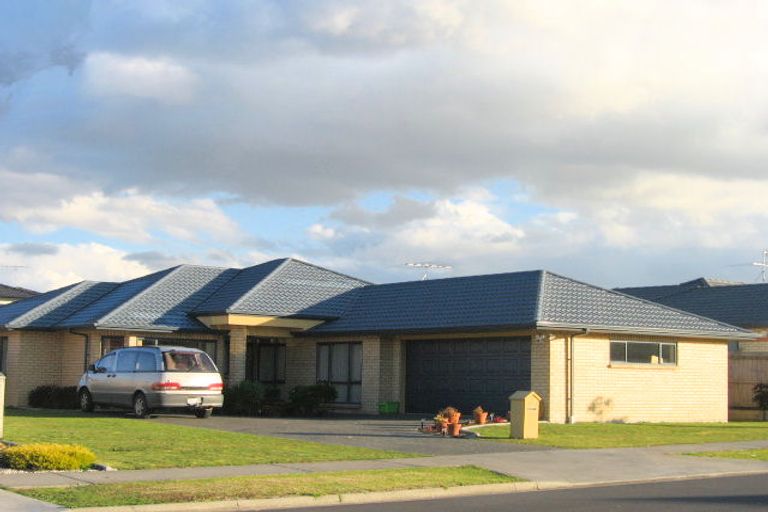 Photo of property in 63 Redcastle Drive, East Tamaki, Auckland, 2013