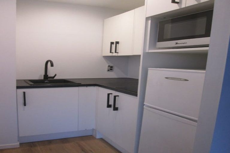 Photo of property in 37 Abby Close, Pukekohe, 2120