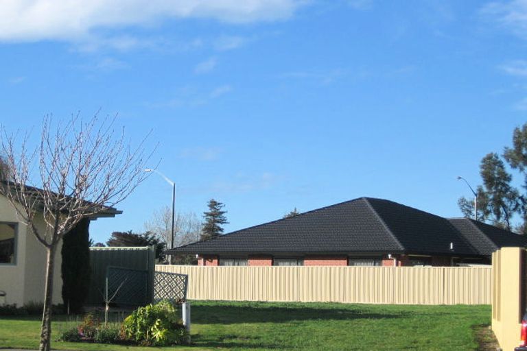Photo of property in 12 Park Lane, Greenmeadows, Napier, 4112
