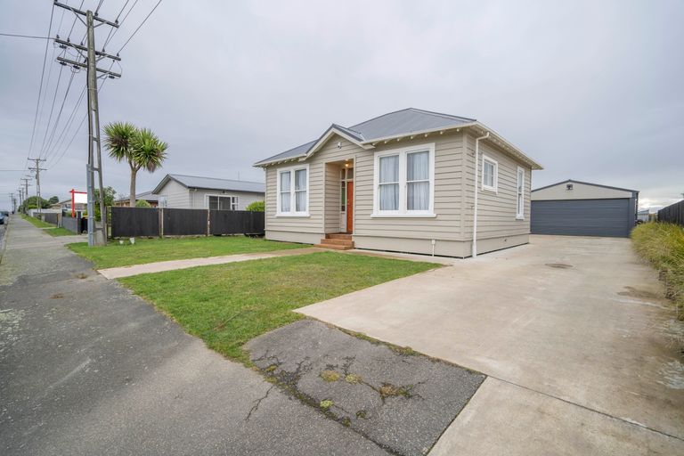 Photo of property in 128 Avon Road, Clifton, Invercargill, 9812