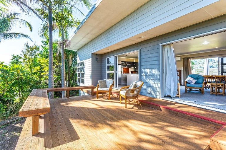 Photo of property in 2 Norfolk Place, Tairua, 3508