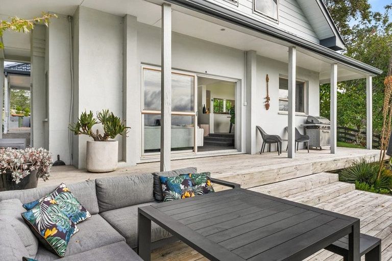 Photo of property in 219 Spur Road, Stillwater, Silverdale, 0993