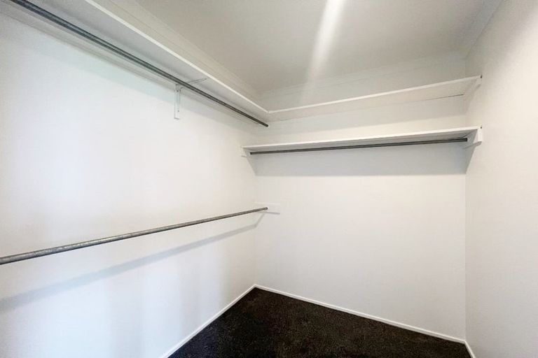 Photo of property in 11b Sharaleigh Place, Grandview Heights, Hamilton, 3200