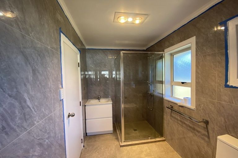 Photo of property in 20 Clayton Road, Manurewa, Auckland, 2102