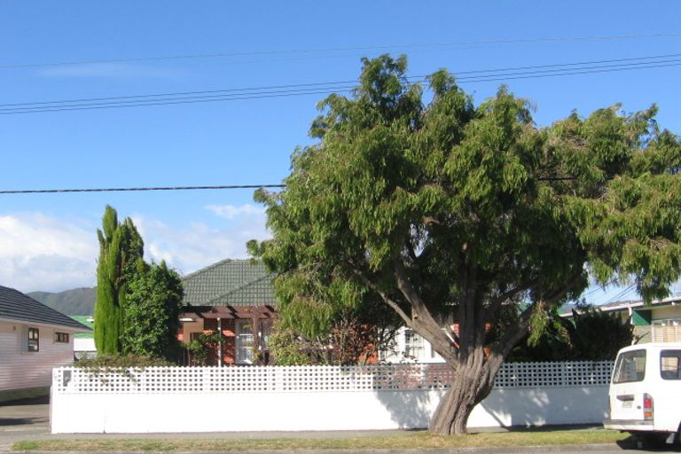 Photo of property in 100 Cuba Street, Petone, Lower Hutt, 5012