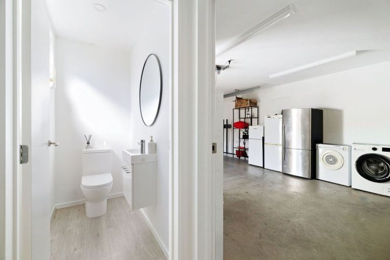 Photo of property in 54 Red Cottage Drive, Lake Hayes, Queenstown, 9304