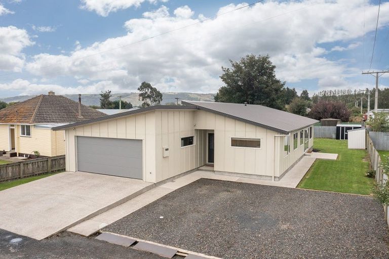 Photo of property in 7 Hazlett Road, Mosgiel, 9092