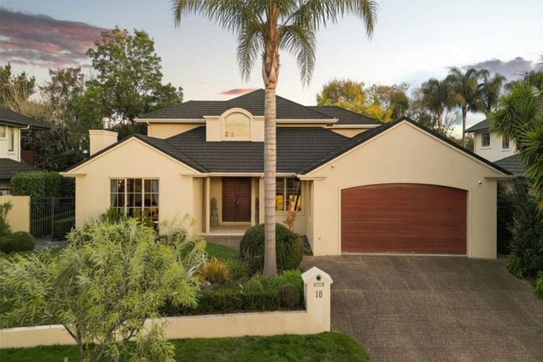 Photo of property in 18 Raungawari Drive, Huntington, Hamilton, 3210