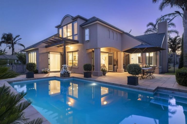 Photo of property in 10 La Cumbre Close, Bethlehem, Tauranga, 3110