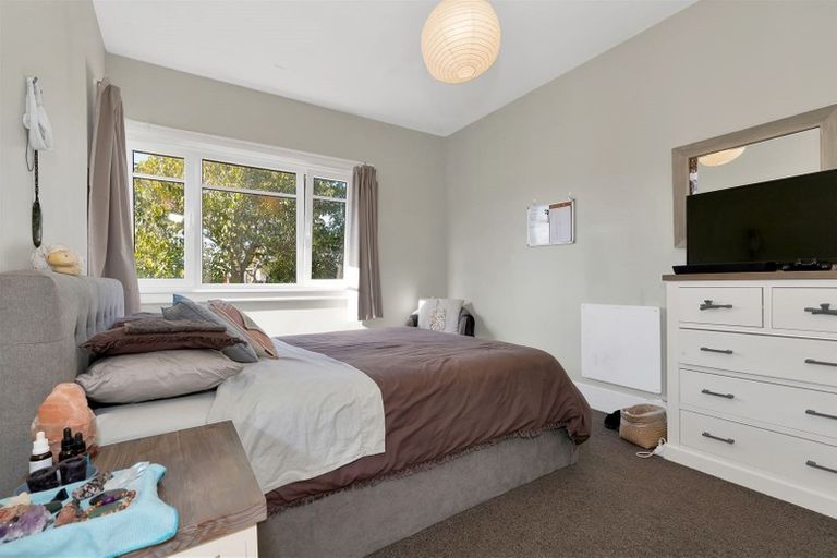 Photo of property in 1/27 Allard Street, Edgeware, Christchurch, 8013