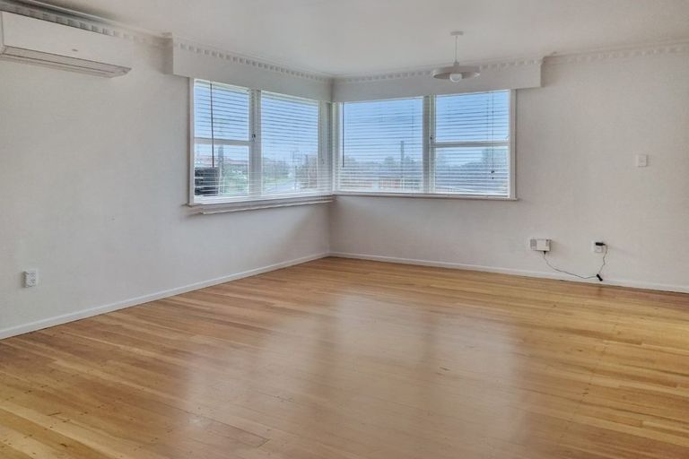 Photo of property in 1/37 Mcrae Road, Mount Wellington, Auckland, 1060