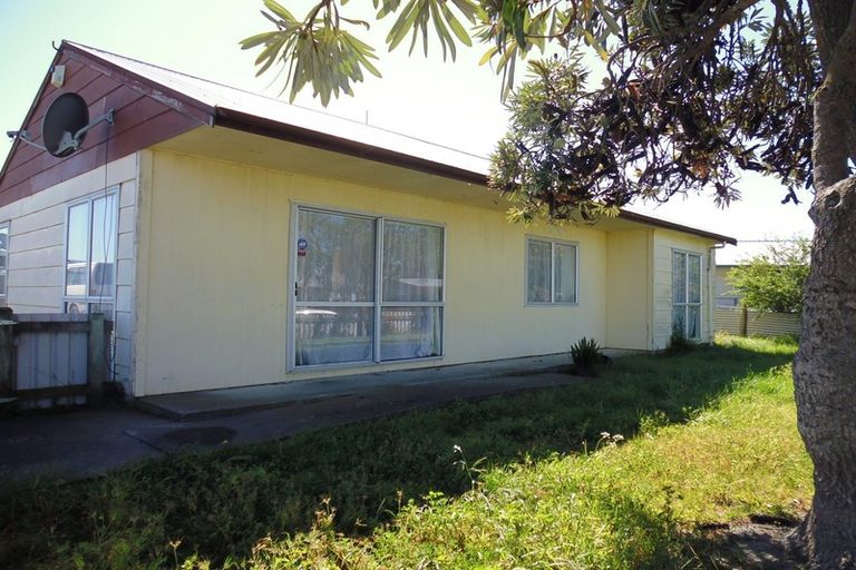 Photo of property in 242a Flaxmere Avenue, Flaxmere, Hastings, 4120