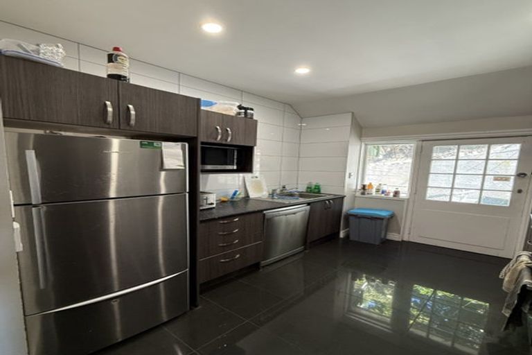 Photo of property in 84b Salamanca Road, Kelburn, Wellington, 6012