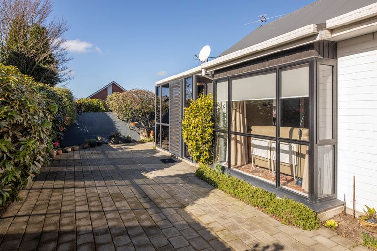 Photo of property in Carmichael Courts, 14/14 Wharenui Road, Upper Riccarton, Christchurch, 8041
