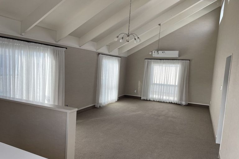 Photo of property in 74 The Esplanade, Westshore, Napier, 4110