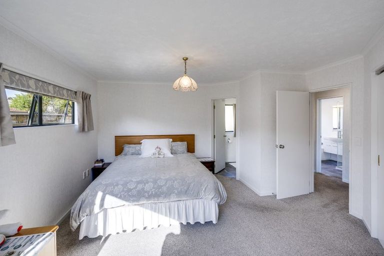 Photo of property in 8b Wilton Row, Taradale, Napier, 4112