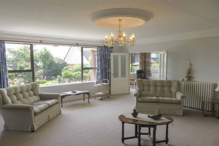 Photo of property in 16 Kauri Terrace, Hargest, Invercargill, 9810