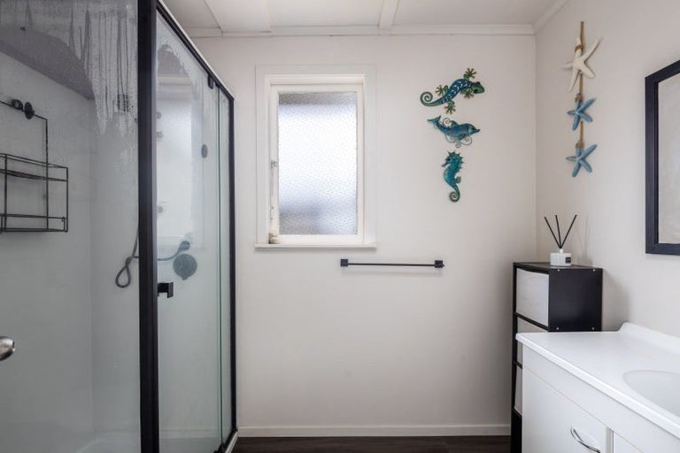 Photo of property in 446 Carrington Street, Upper Vogeltown, New Plymouth, 4310