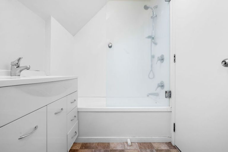 Photo of property in 12a Dowding Street, Melville, Hamilton, 3206