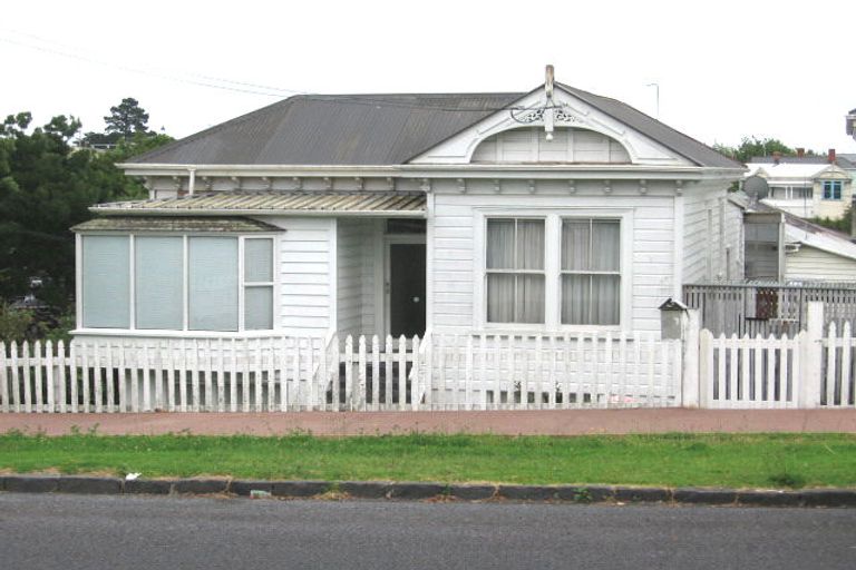 Photo of property in 147 Crummer Road, Grey Lynn, Auckland, 1021