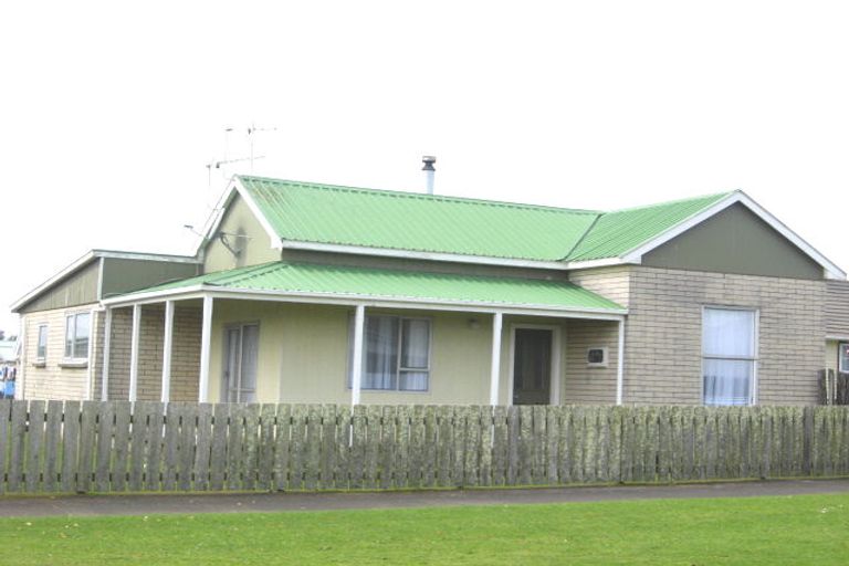 Photo of property in 32 Mouatt Street, Waitara, 4320