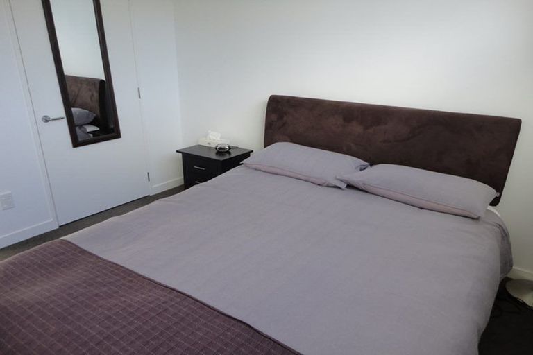 Photo of property in 105 Rongotai Road, Kilbirnie, Wellington, 6022