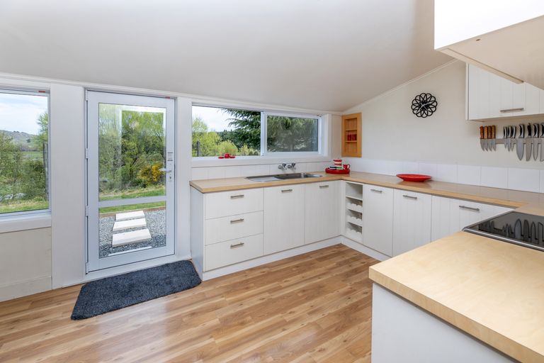 Photo of property in 203 Whitecliffs Road, Whitecliffs, Coalgate, 7673