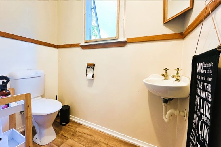 Photo of property in 11 Kakapo Place, Taihape, 4720
