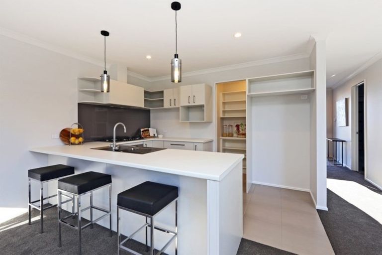 Photo of property in 18 Pelorus Avenue, Poraiti, Napier, 4112