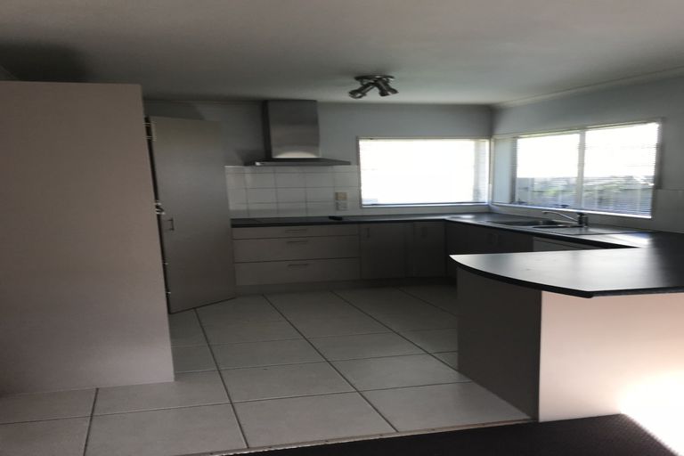 Photo of property in 70c Kayes Road, Pukekohe, 2120