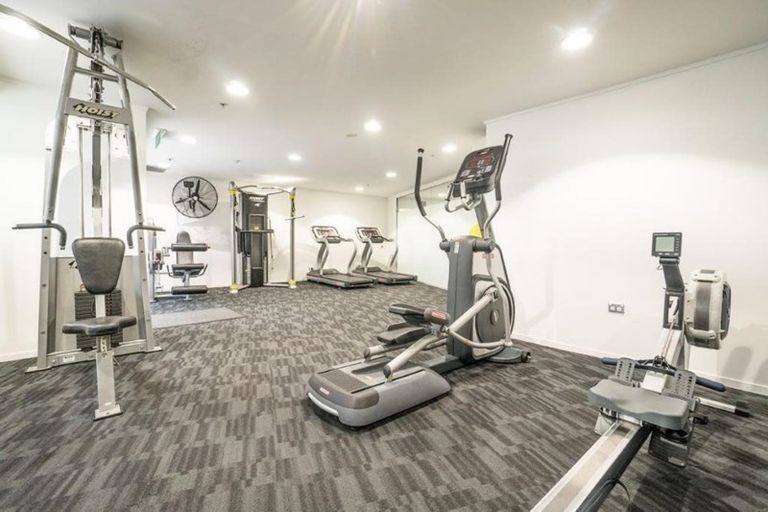 Photo of property in The Volt Apartments, 902/430 Queen Street, Auckland Central, Auckland, 1010