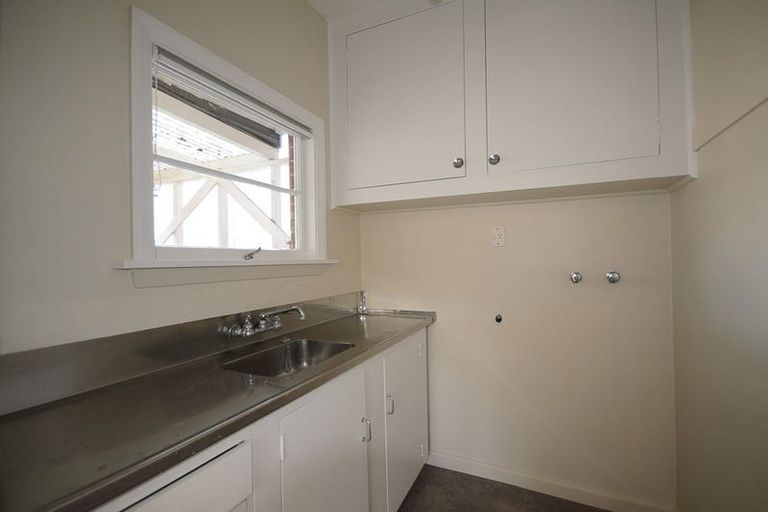 Photo of property in 16 Plynlimon Road, Fendalton, Christchurch, 8052