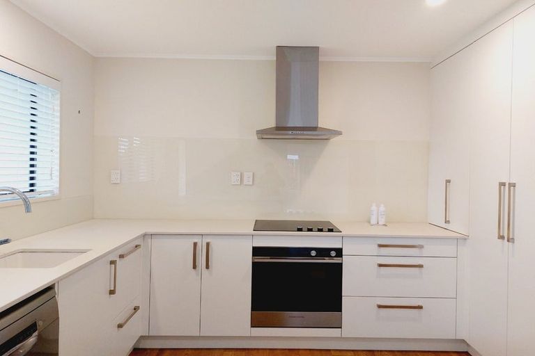 Photo of property in 24 Ridgeway Road, Pukekohe, 2120