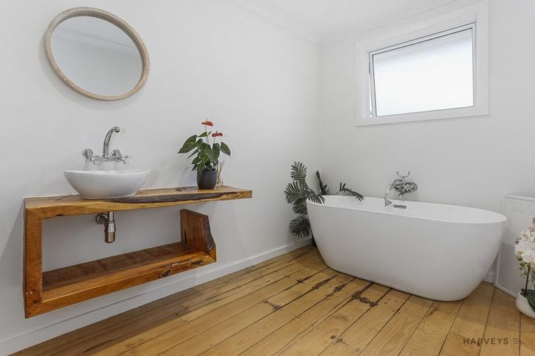 Photo of property in 342 Glengarry Road, Glen Eden, Auckland, 0602