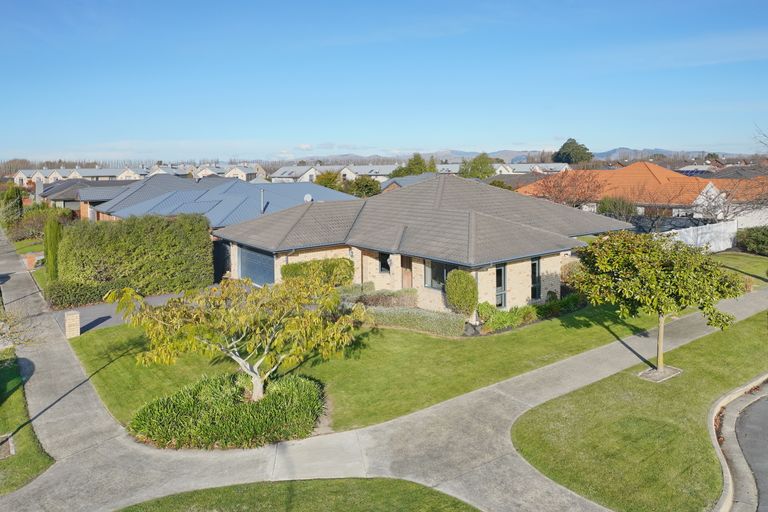 Photo of property in 21 Redfern Street, Northwood, Christchurch, 8051