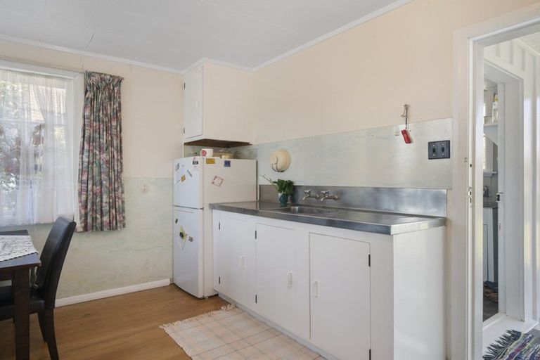 Photo of property in 18 Moheke Avenue, Roslyn, Palmerston North, 4414