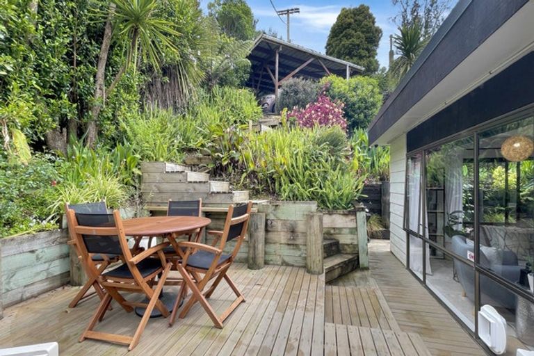 Photo of property in 2/8 Park Hill Road, Birkenhead, Auckland, 0626