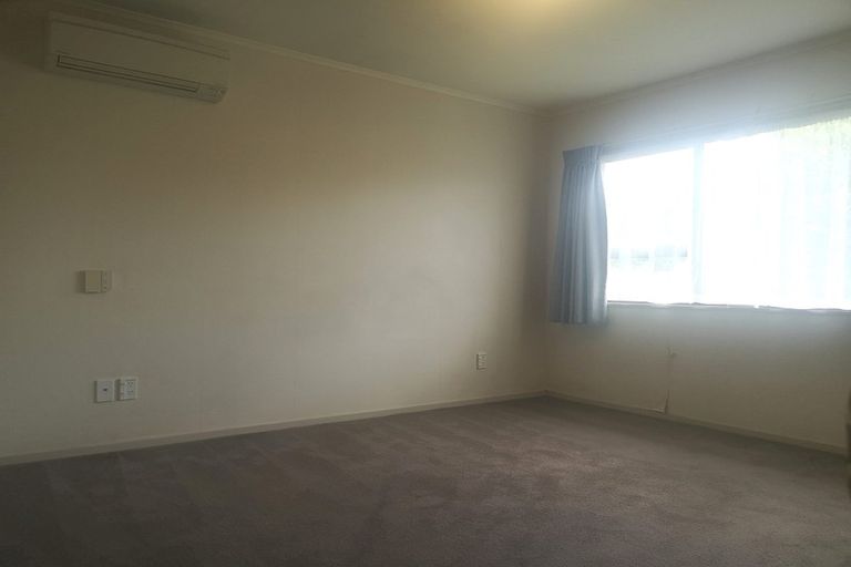 Photo of property in 24 Travers Place, Northpark, Auckland, 2013