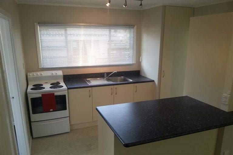 Photo of property in 2/56 Lynden Avenue, Hillcrest, Auckland, 0627